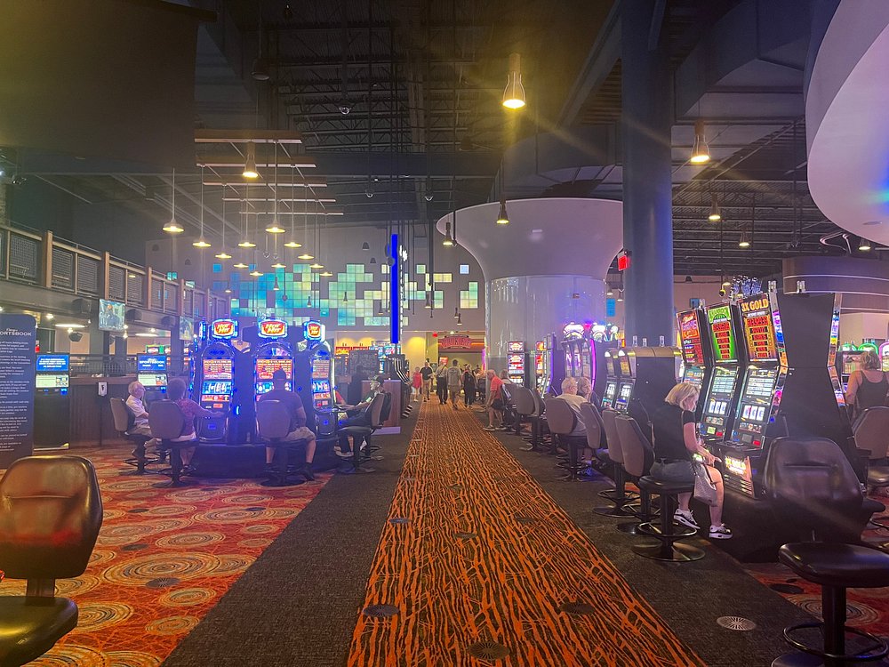 FireKeepers Casino near Affordable Hotels in Battle Creek MI for visitors enjoying local entertainment